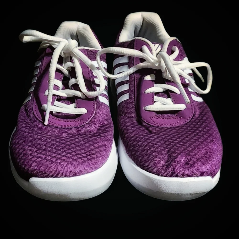 K-Swiss Women's Vibrant Violet Purple sneakers. Like new..size 8 US. - Picture 9 of 10